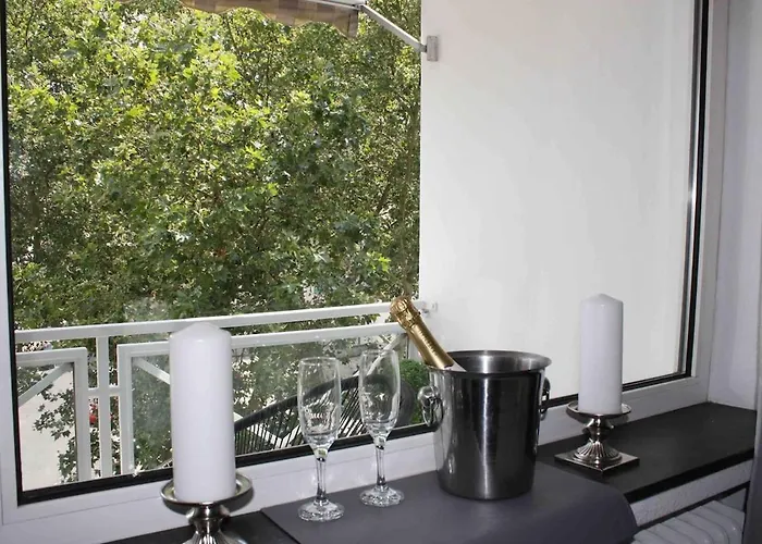 Gehobenes Im Zentrum Lejlighed