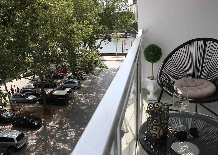 Gehobenes Im Zentrum Bremen